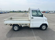 2000 Mitsubishi Minicab