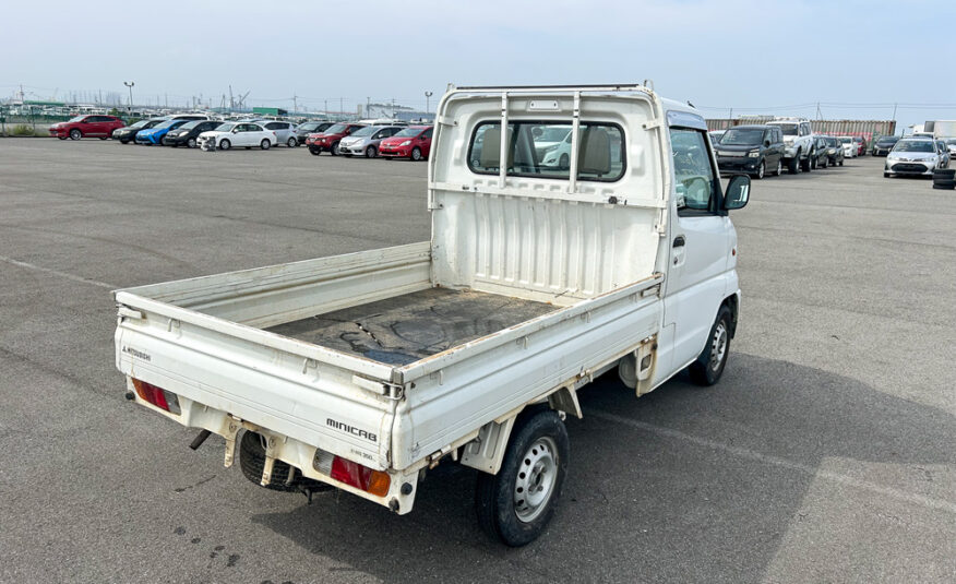 2000 Mitsubishi Minicab