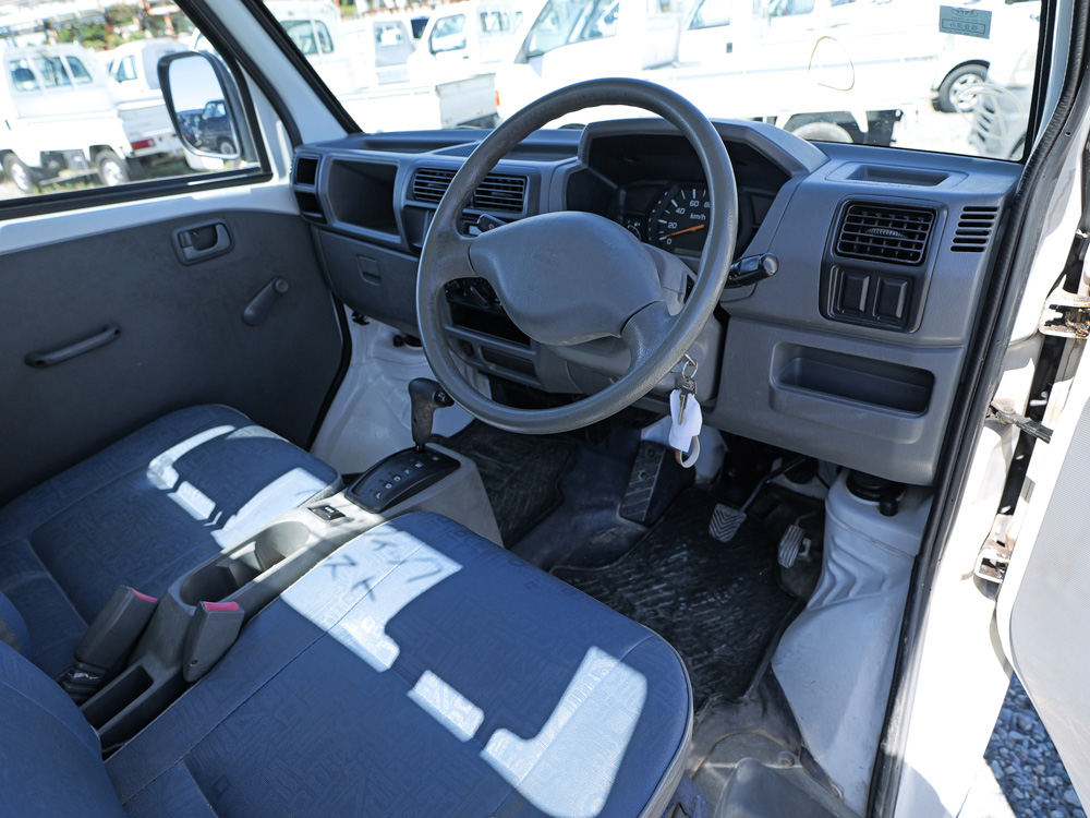 2000 Mitsubishi Minicab