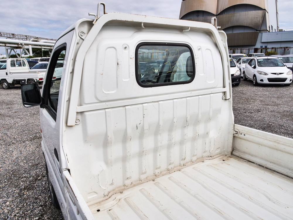 2000 Suzuki Carry