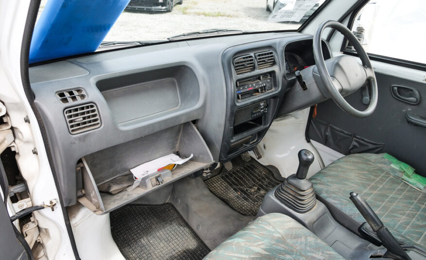 2000 Suzuki Carry