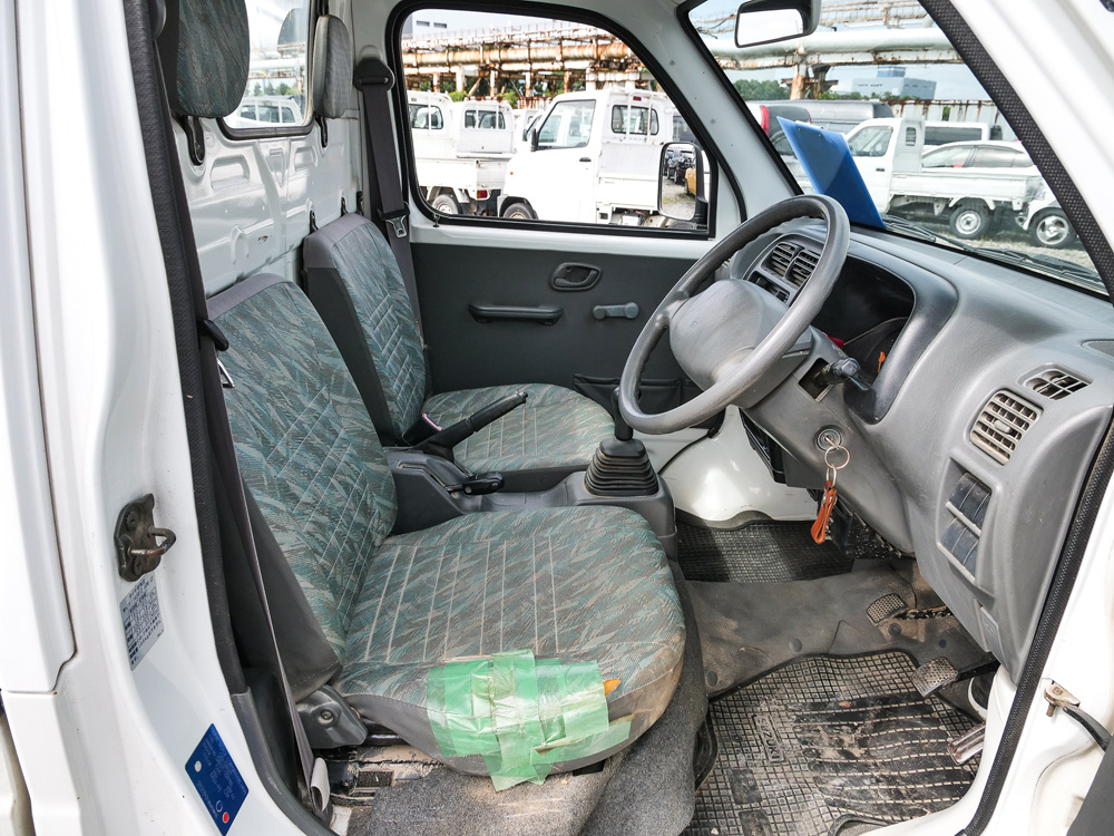 2000 Suzuki Carry