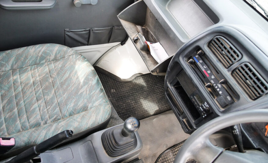 2000 Suzuki Carry