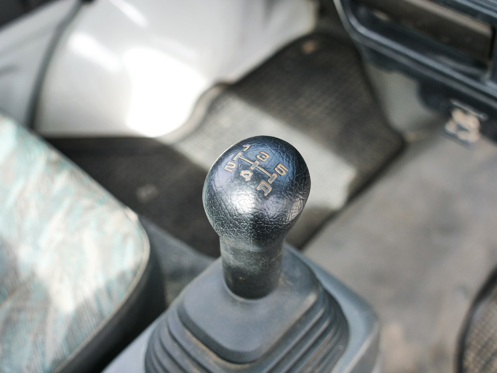 2000 Suzuki Carry