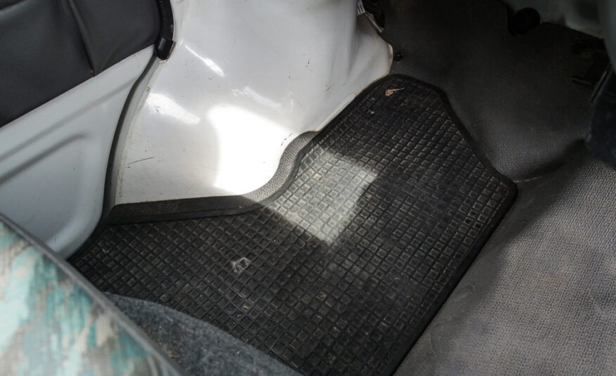 2000 Suzuki Carry