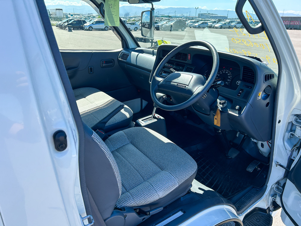 1997 Toyota Hiace