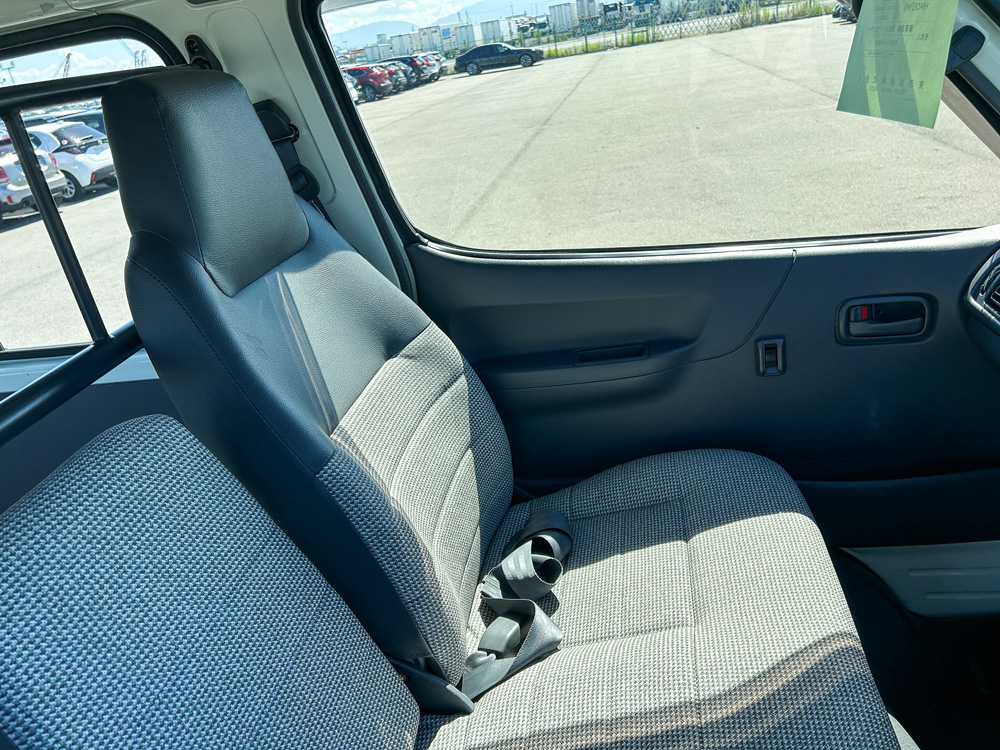 1997 Toyota Hiace