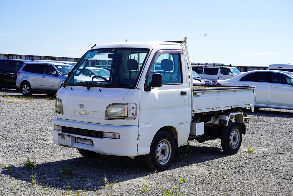 2000 Daihatshu Hijet Scissor Lift