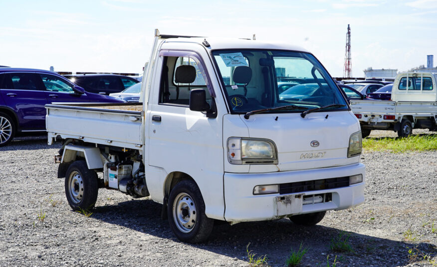 2000 Daihatshu Hijet Scissor Lift