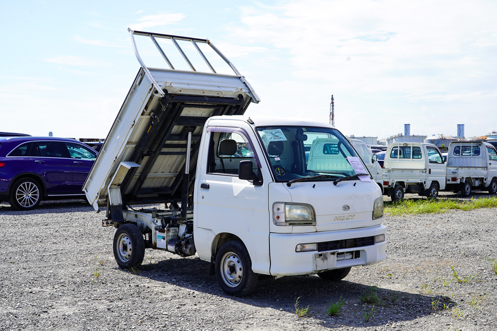 2000 Daihatshu Hijet Scissor Lift