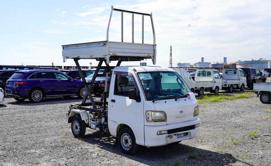 2000 Daihatshu Hijet Scissor Lift