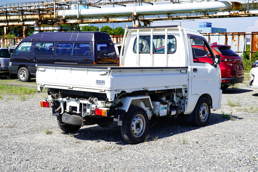 2000 Daihatshu Hijet Scissor Lift