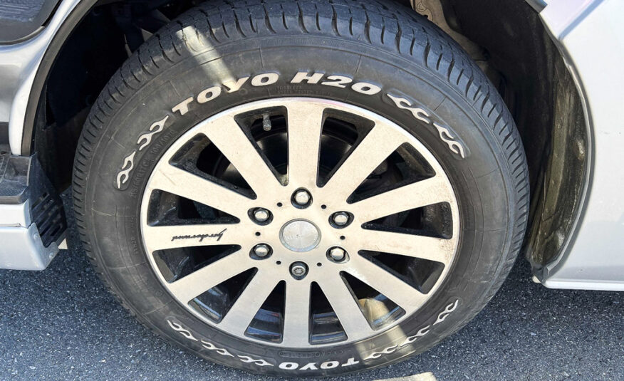 2007 Toyota Hiace