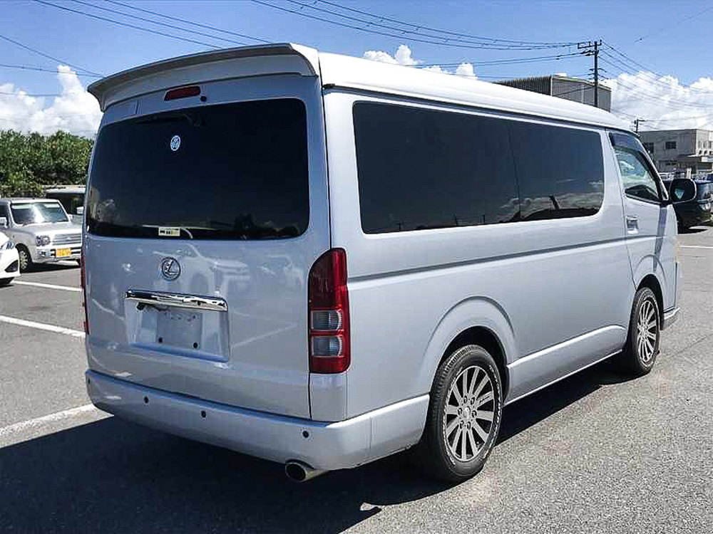 2007 Toyota Hiace
