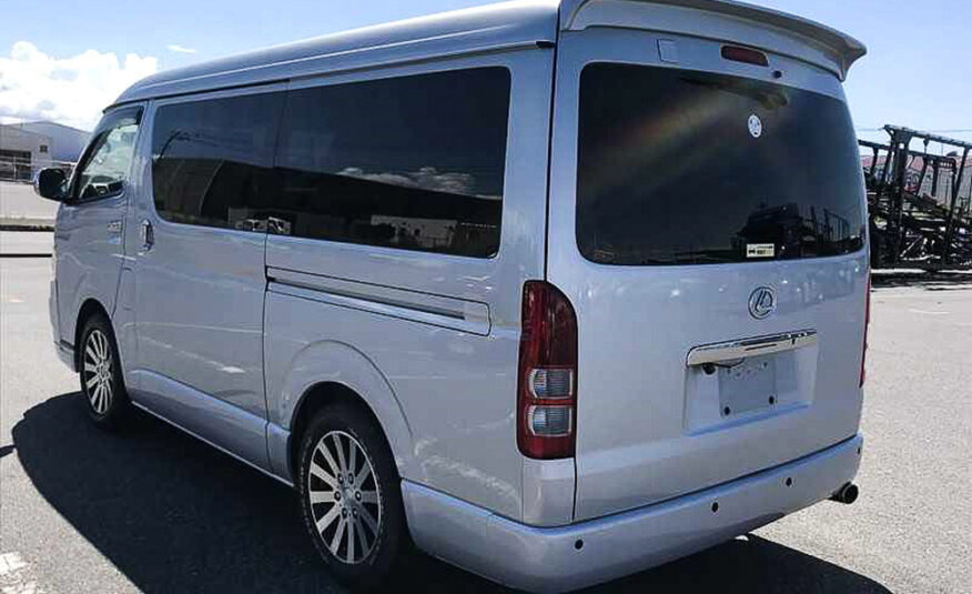 2007 Toyota Hiace
