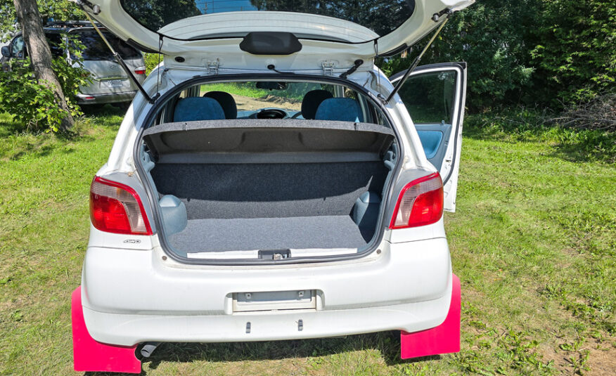 1999 Toyota Vitz