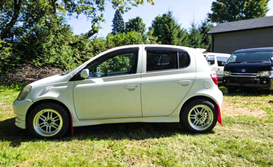 1999 Toyota Vitz