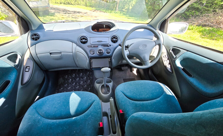 1999 Toyota Vitz
