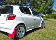 1999 Toyota Vitz