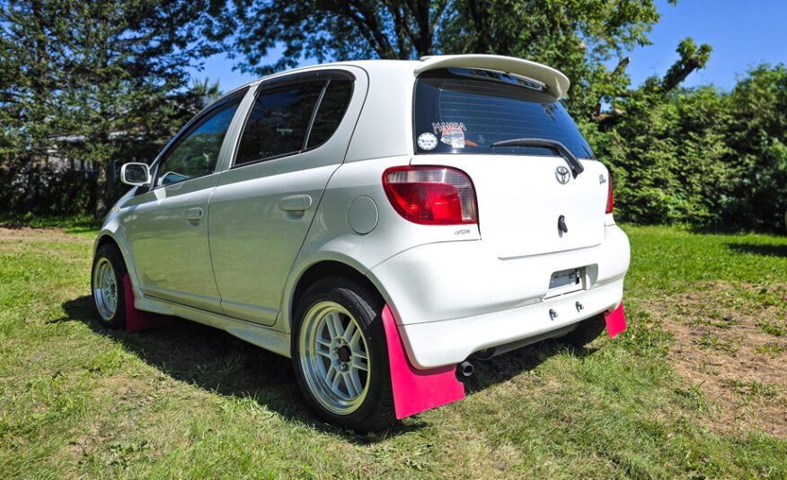 1999 Toyota Vitz