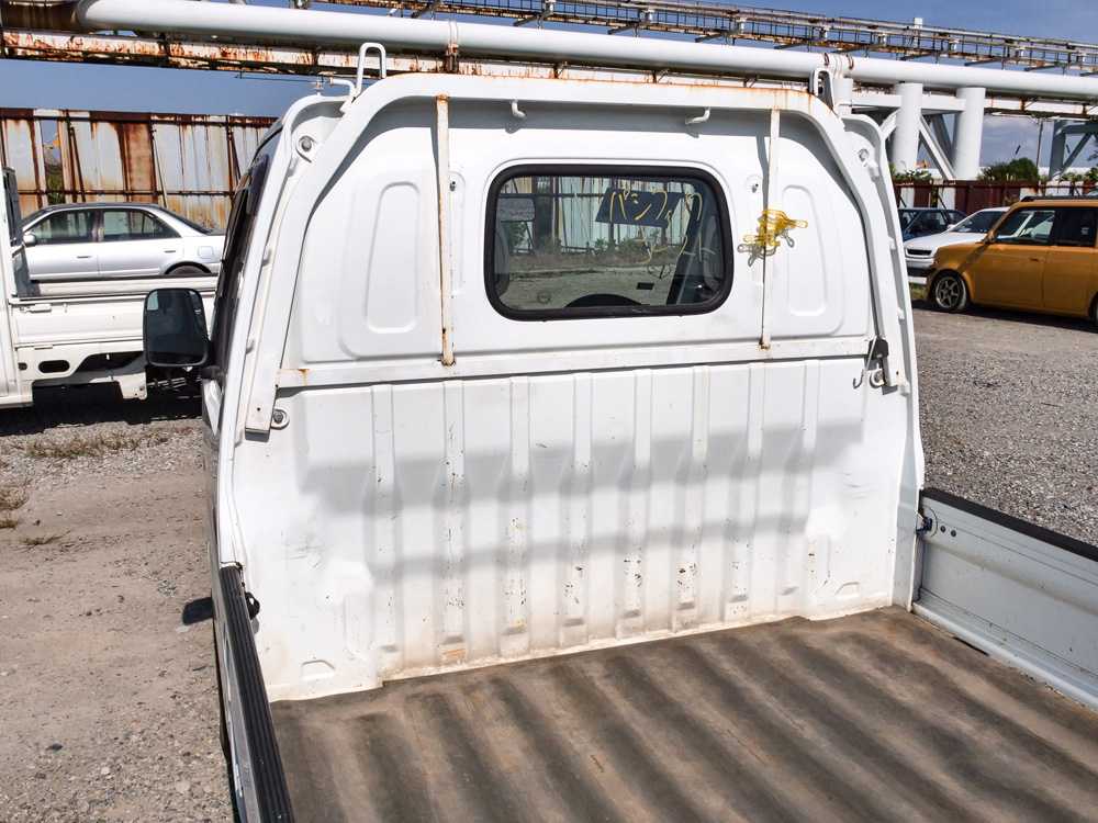 2000 Suzuki Carry