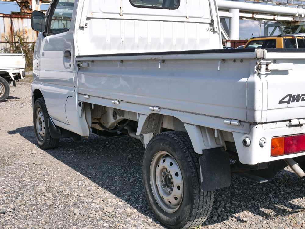 2000 Suzuki Carry