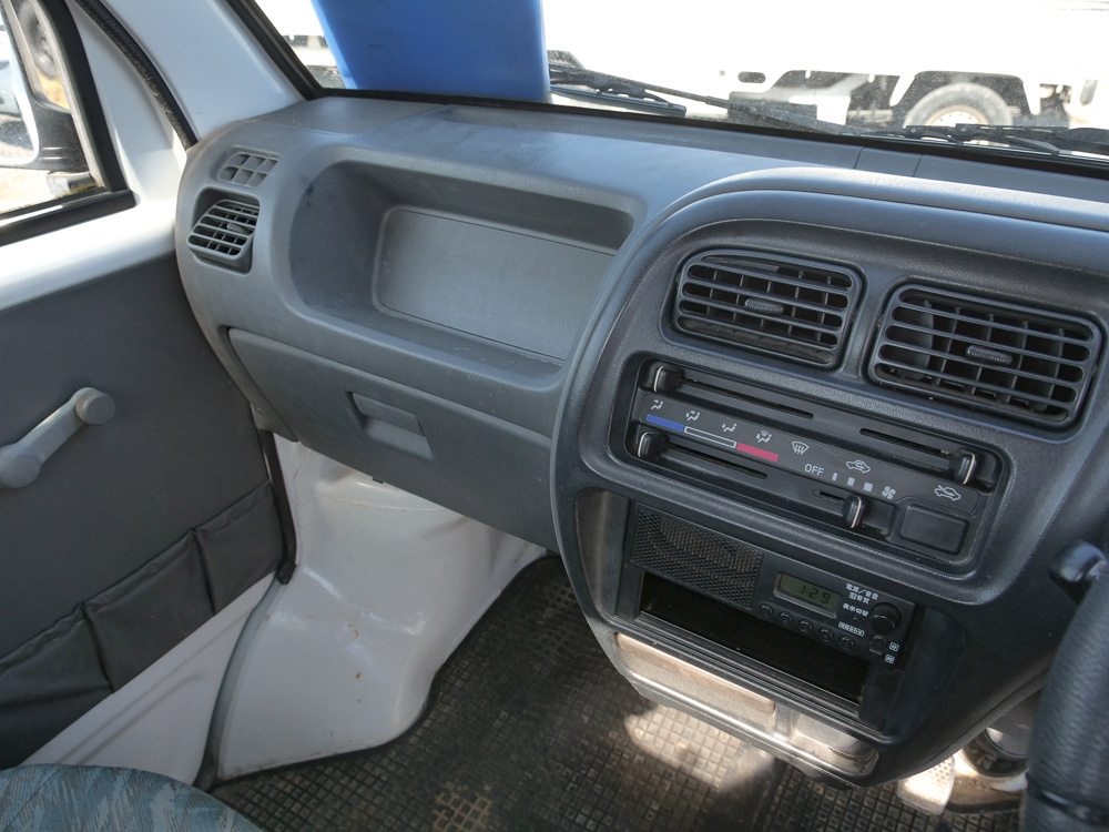 2000 Suzuki Carry
