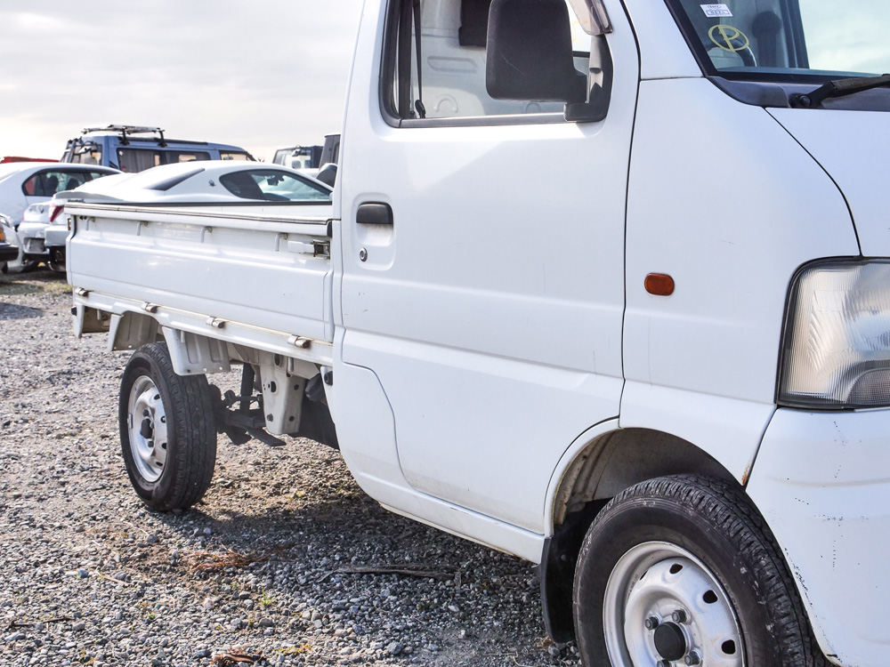 2000 Suzuki Carry
