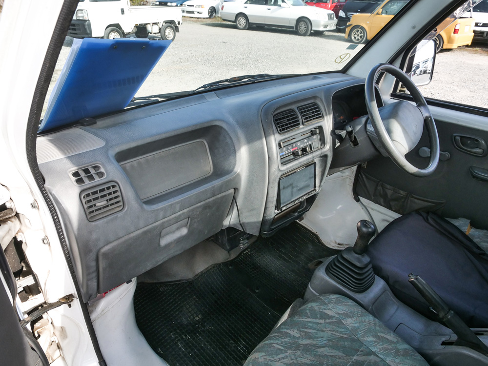 2000 Suzuki Carry