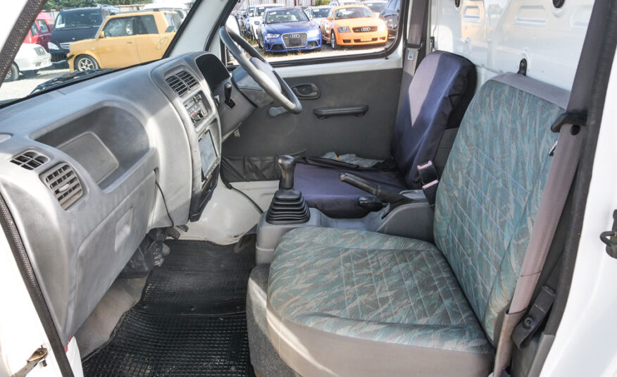 2000 Suzuki Carry