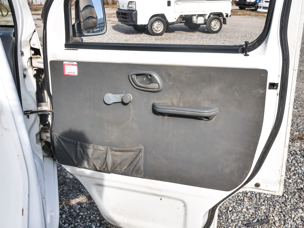 2000 Suzuki Carry