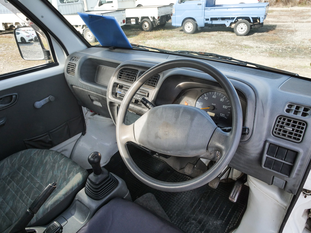2000 Suzuki Carry