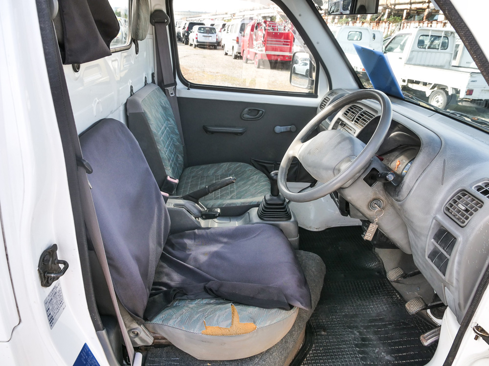 2000 Suzuki Carry