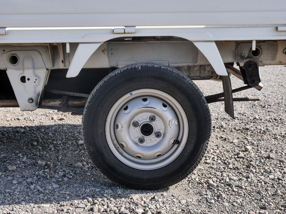 2000 Suzuki Carry