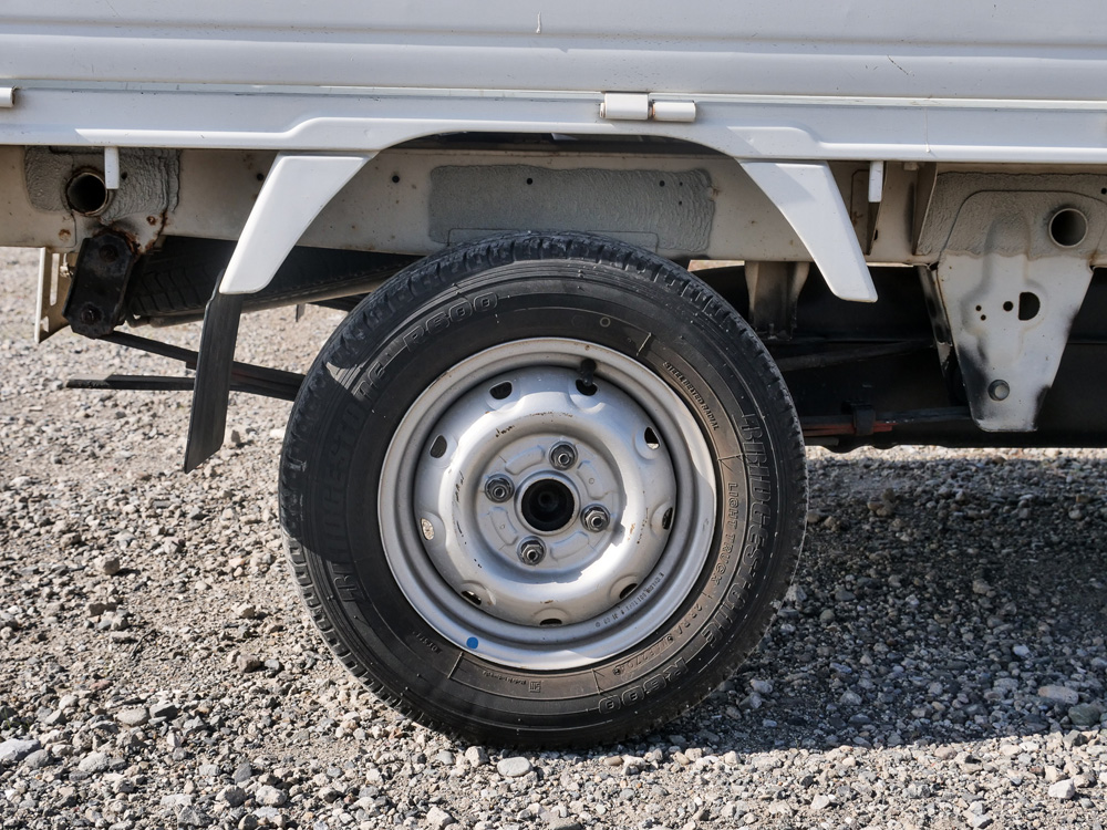 2000 Suzuki Carry
