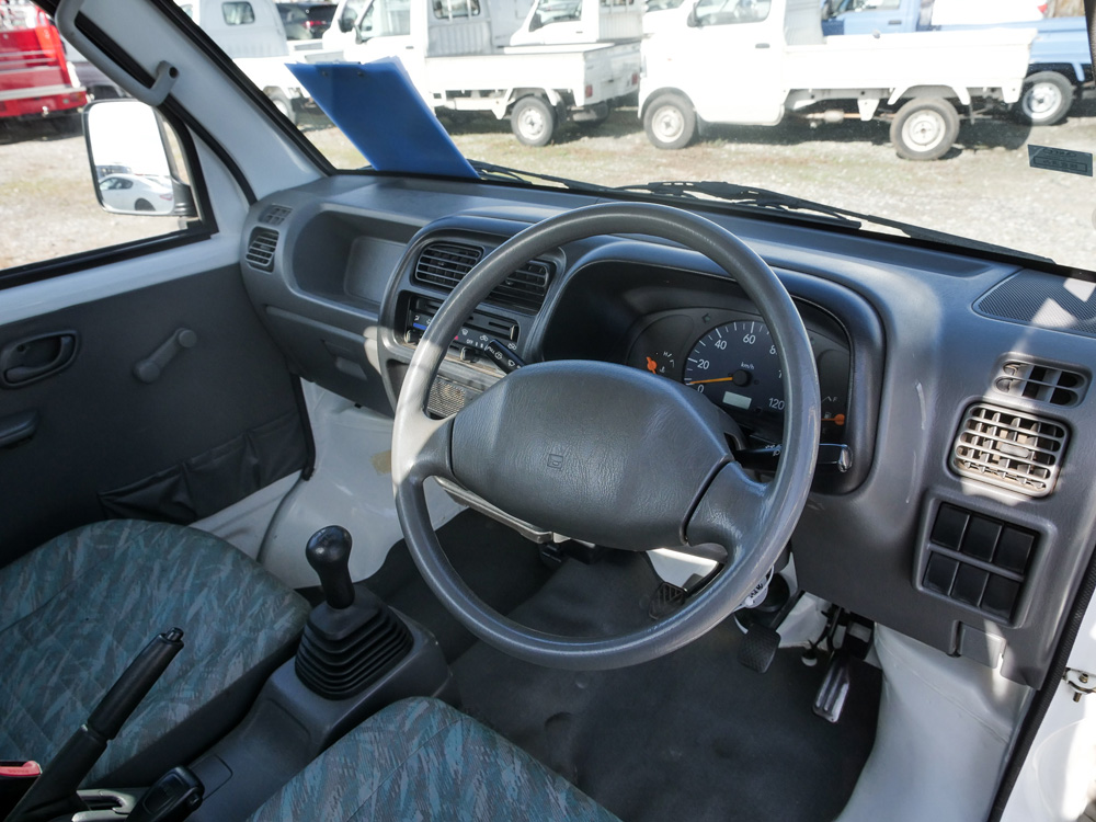 2000 Suzuki Carry