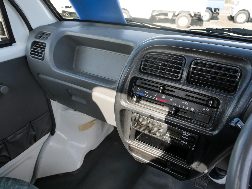 2000 Suzuki Carry