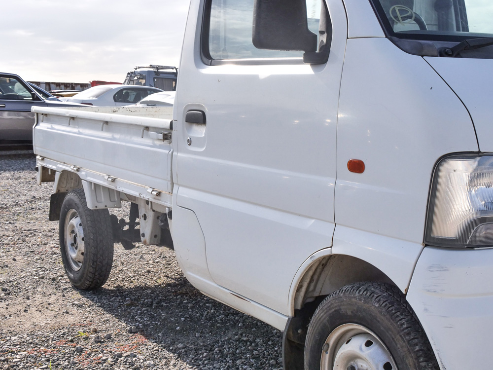 2000 Suzuki Carry