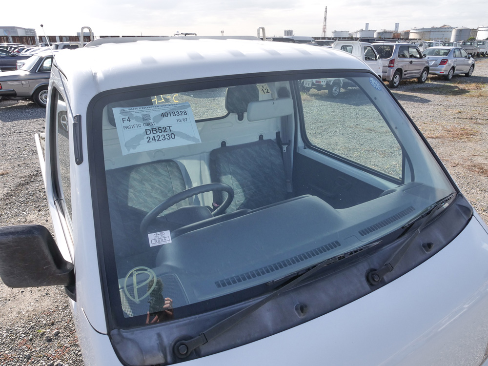 2000 Suzuki Carry