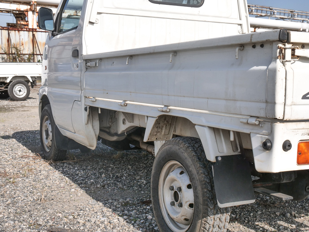 2000 Suzuki Carry