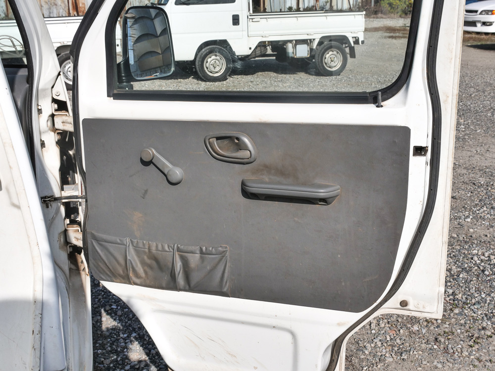 2000 Suzuki Carry