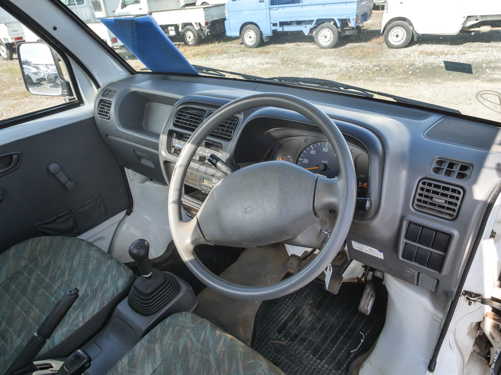 2000 Suzuki Carry
