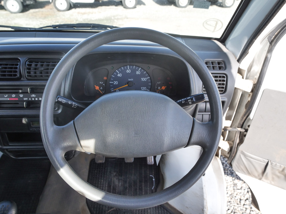 2000 Suzuki Carry