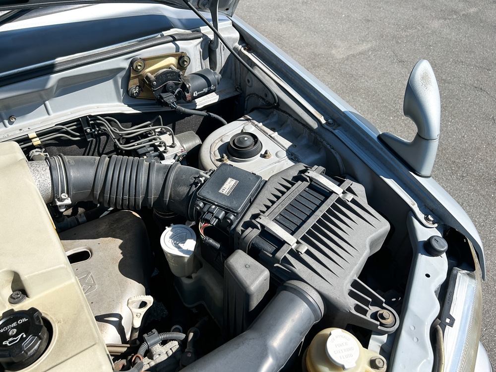 1999 Mitsubishi Pajero IO
