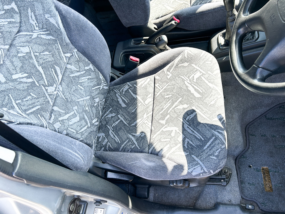 1999 Mitsubishi Pajero IO
