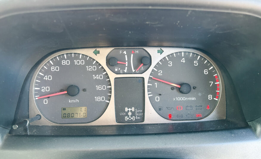 1999 Mitsubishi Pajero IO