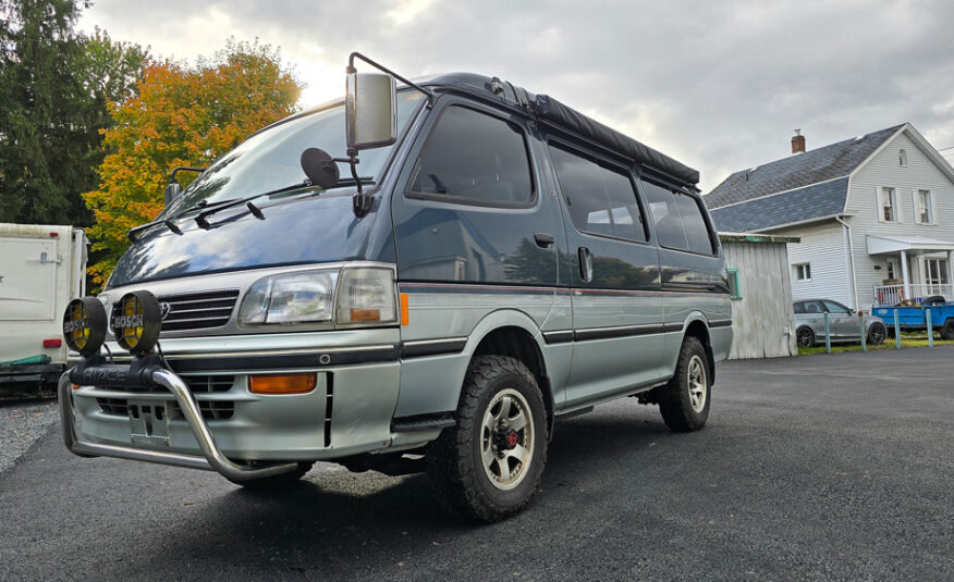 1993 Toyota Hiace Cruising Cabin, Van Life