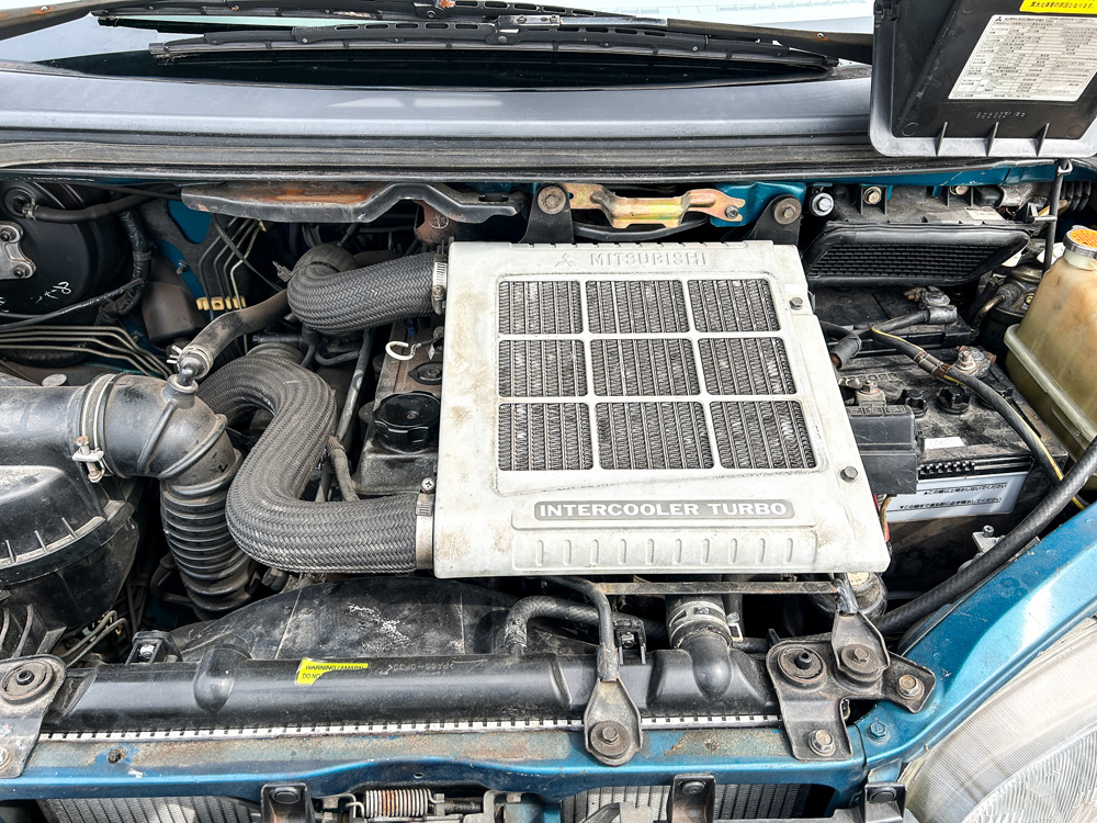 1997 Mitsubishi Delica