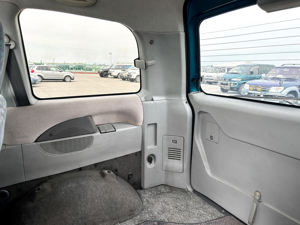 1997 Mitsubishi Delica