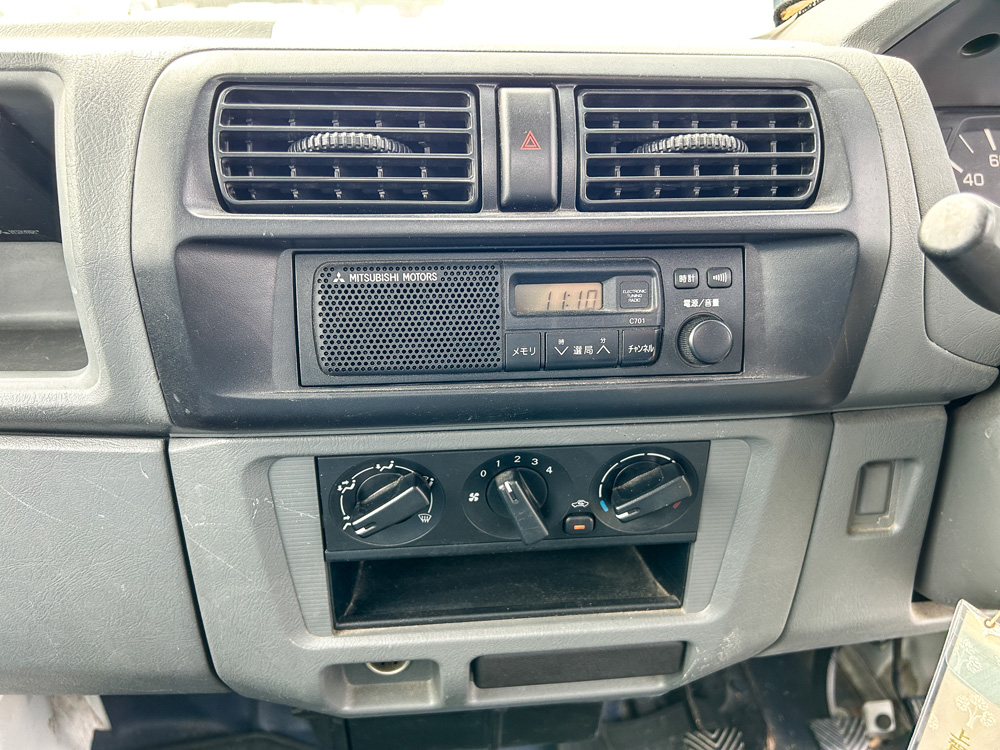 2000 Mitsubishi Minicab